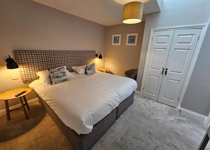 Beach House Hotel
